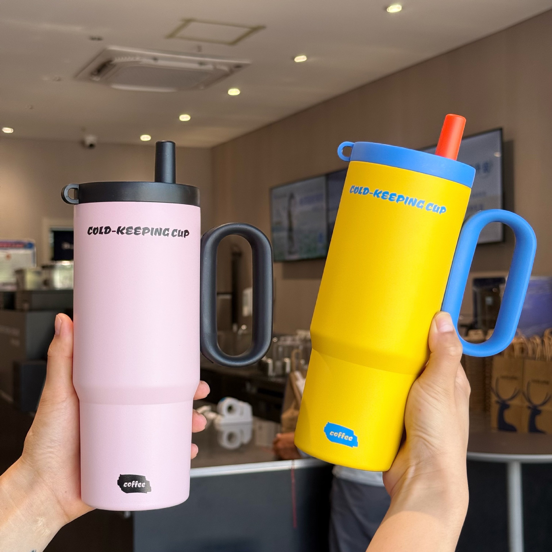 New large-capacity 316 stainless steel insulated cup, ice-cooling cup, new style for women, car-mounted stainless steel straw cup