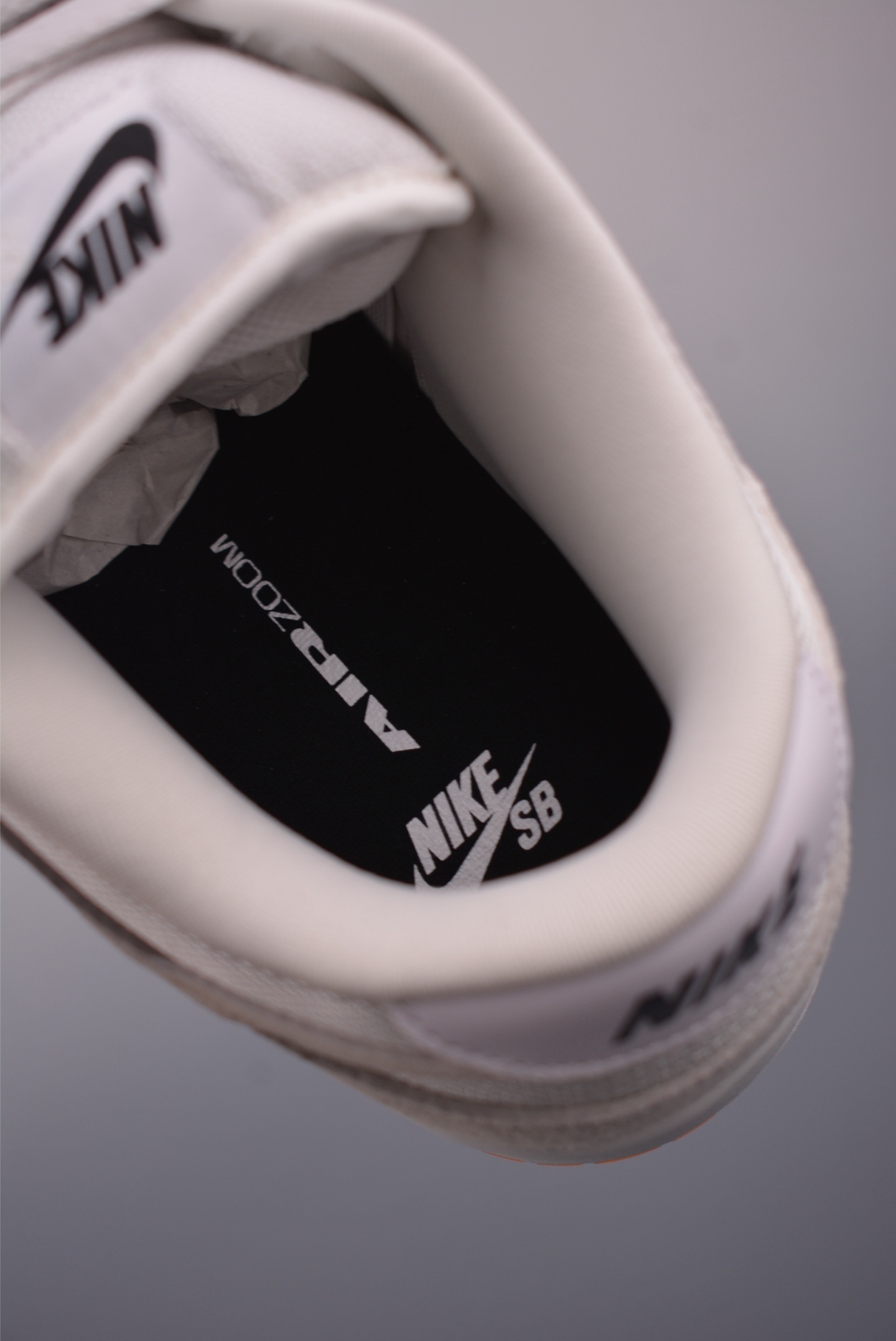 Nike SB Dunk Low Pro B 