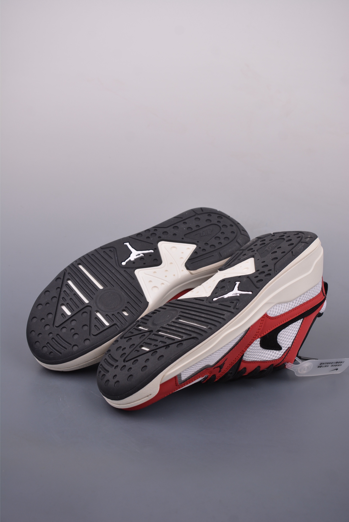 Nike Air Jordan CMFT Era Sneakers Mesh Chicago Color HJ6777-106