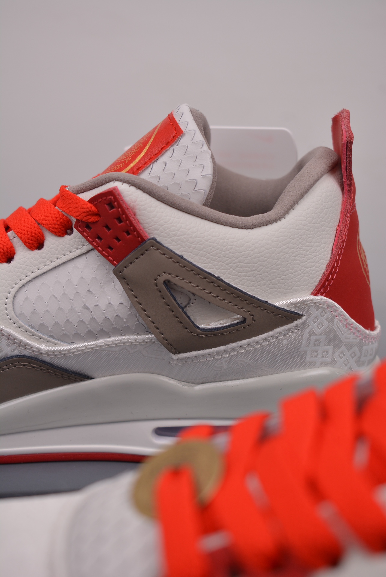 Air Jordan 4 Retro Year of the Dragon 311046-160