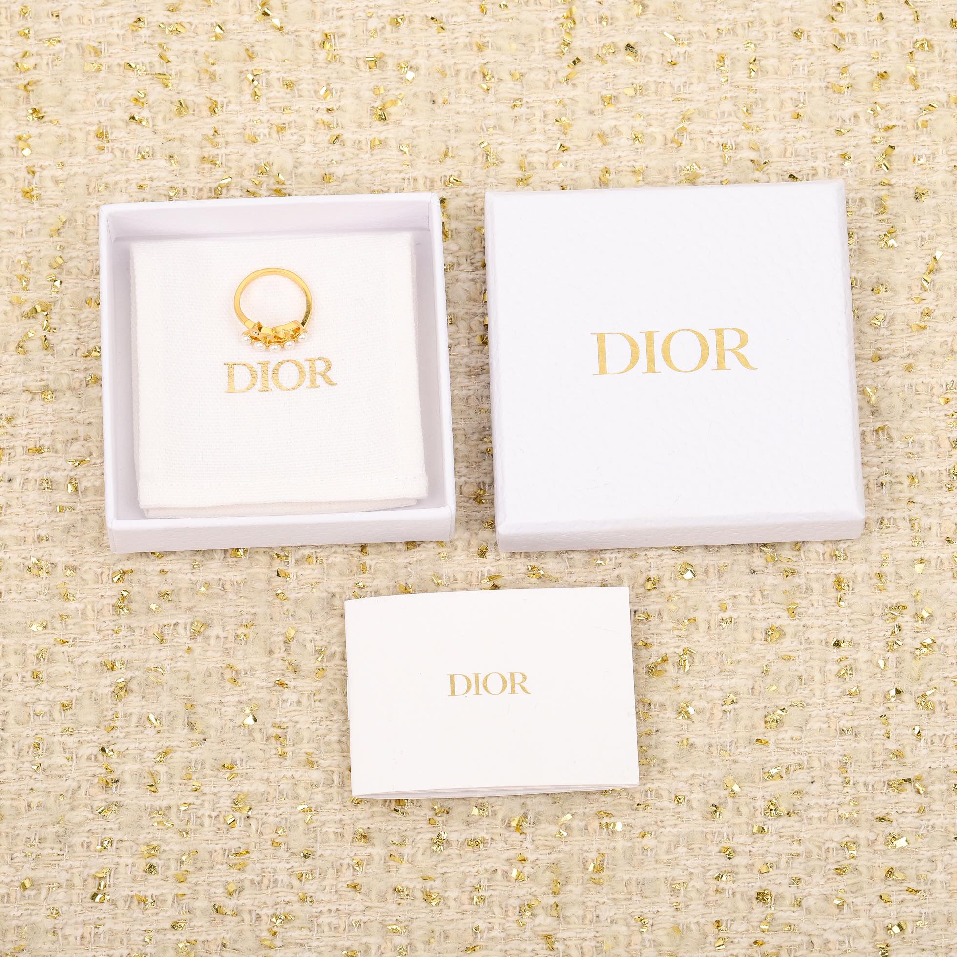 Dior Pentagram CD Pearl Ring