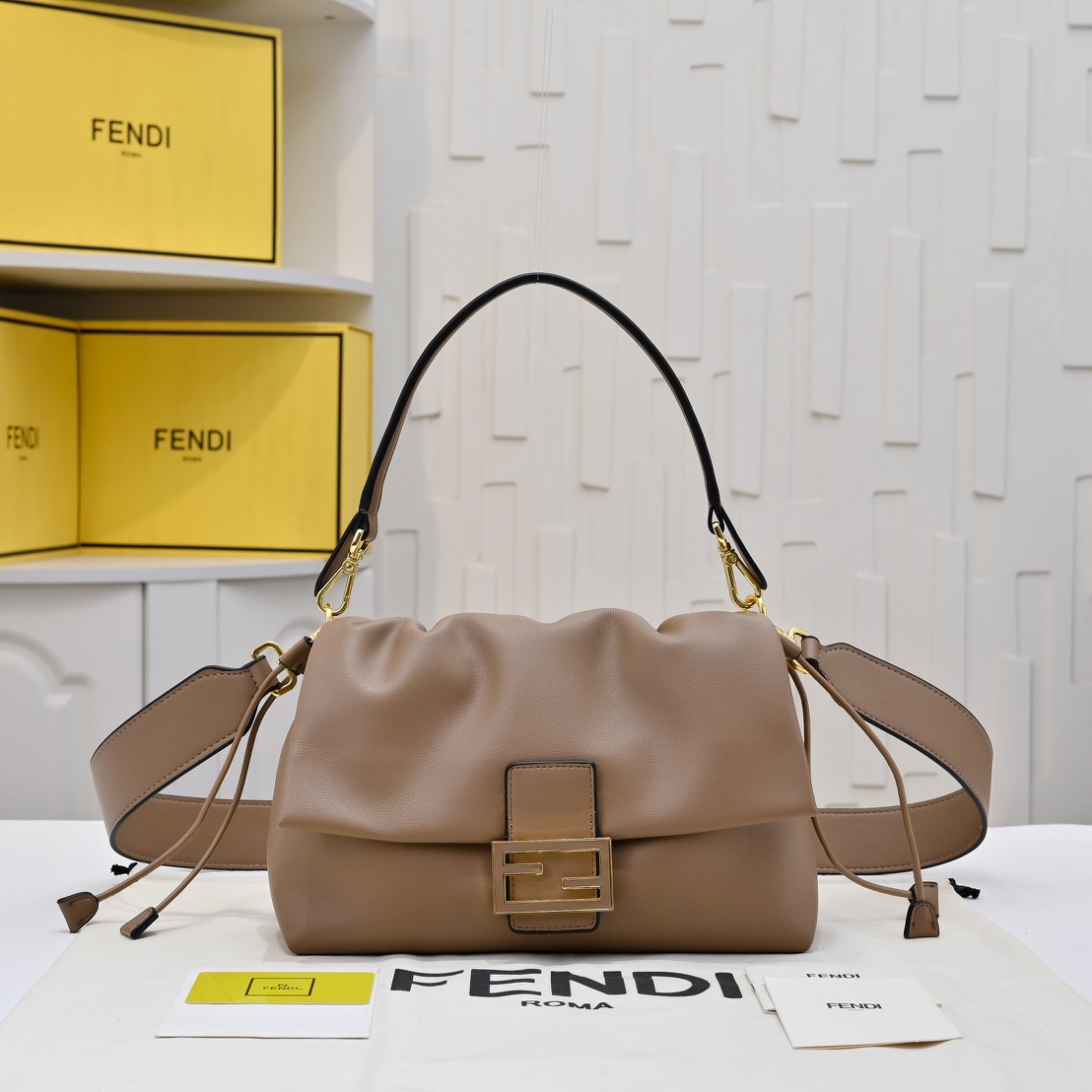 FENDI Mamma Baguette Handbag 83015B108