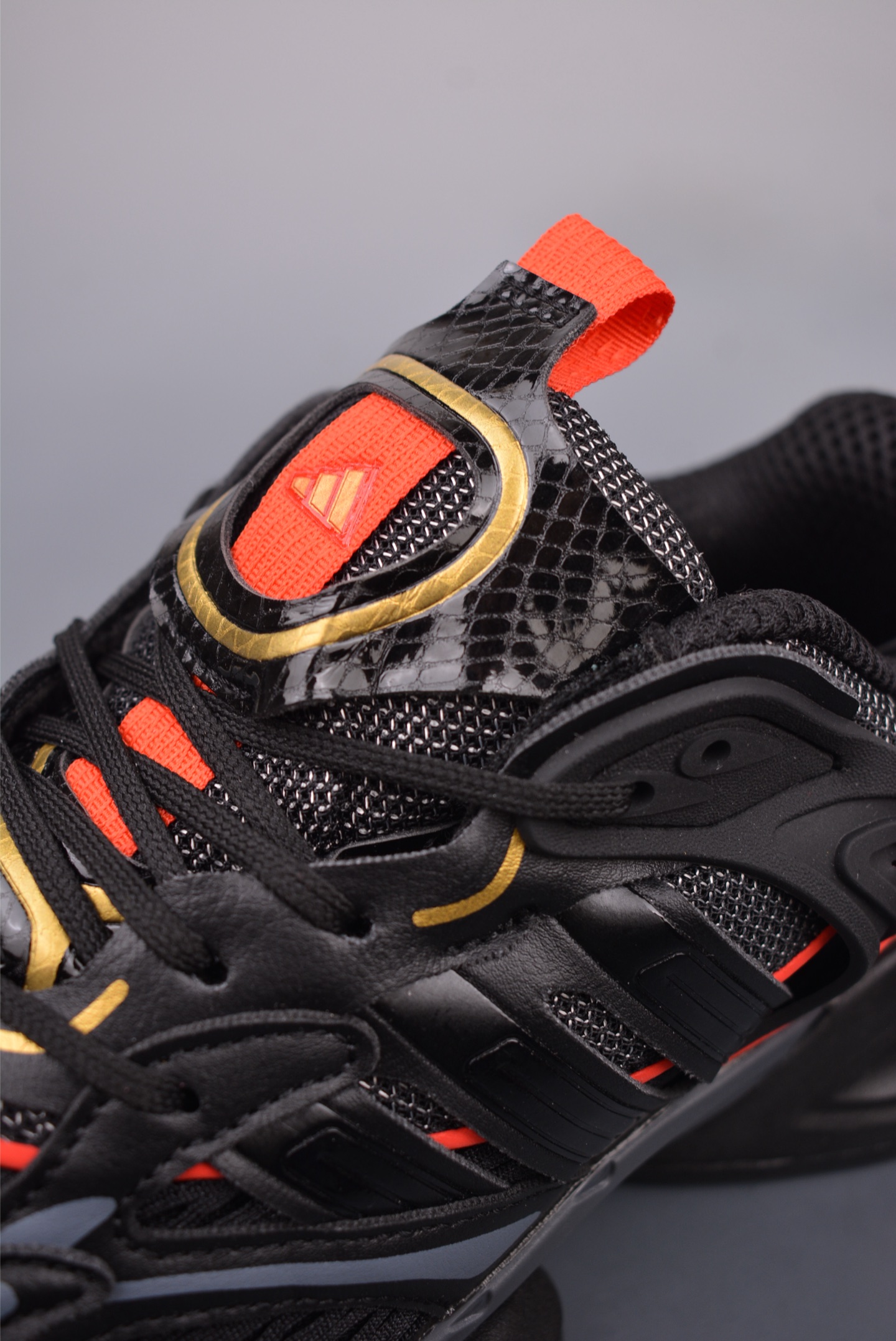 Adidas XLG Runner Deluxe Year of the Snake black JQ2974