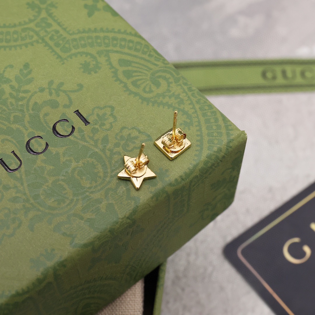 GUCCi five-pointed star earrings