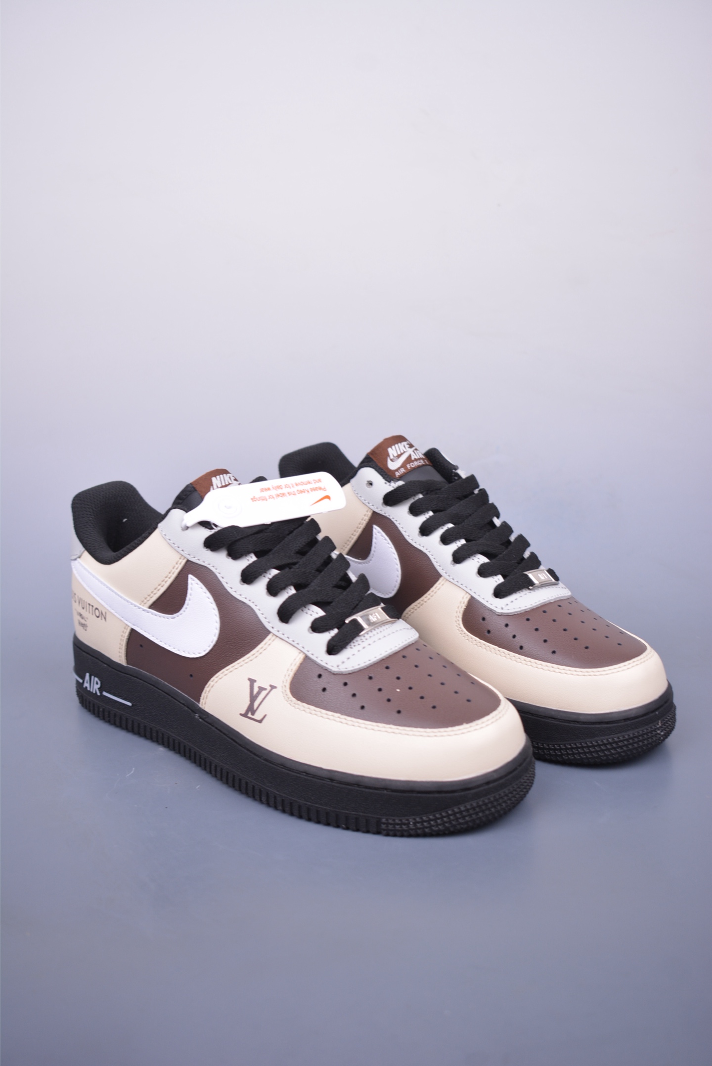 Louis Vuitton x Nike Air Force 1 07 LV8 Low Sneakers BeigeWhiteBrown 808788-625