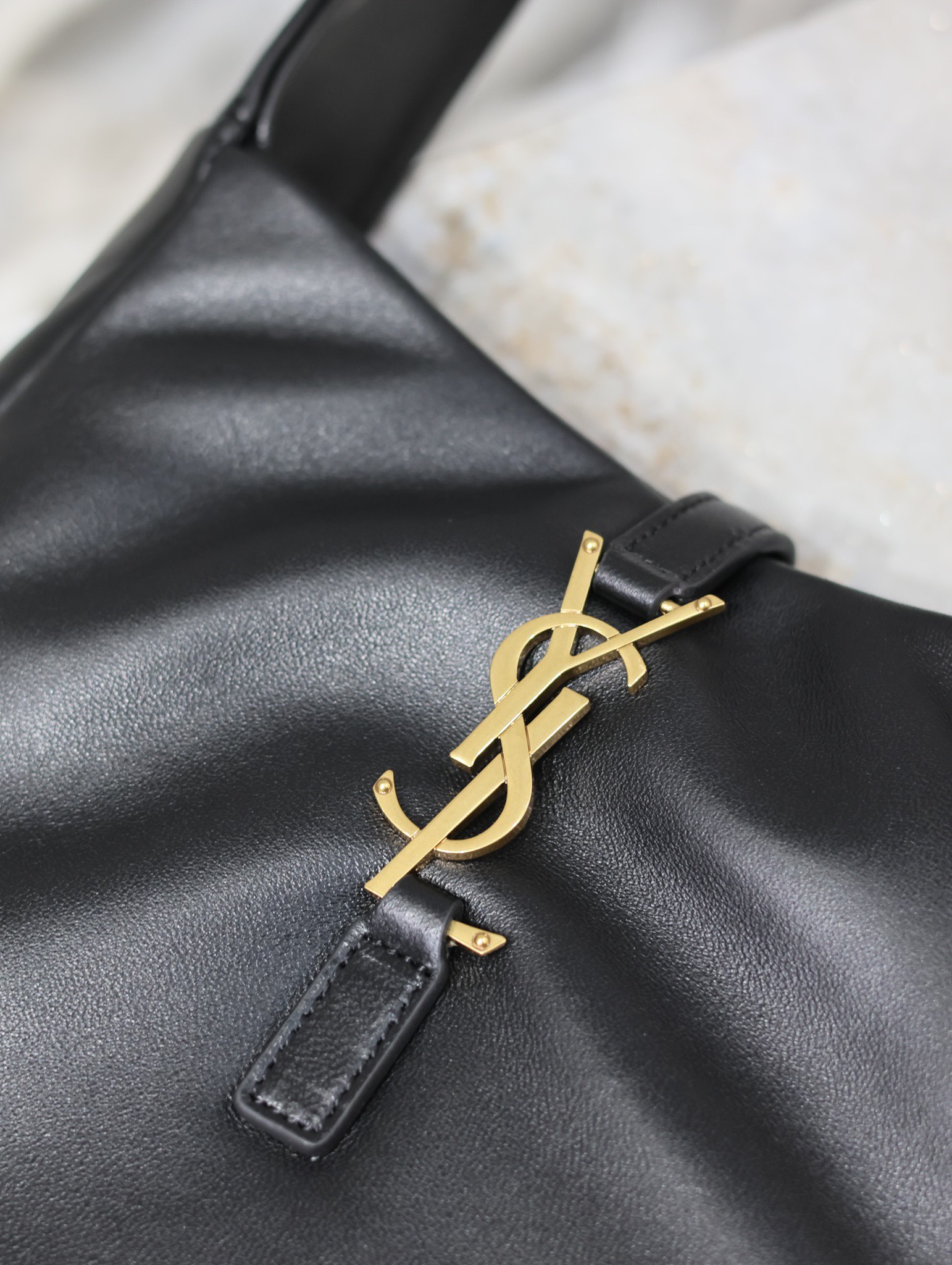 Yves Saint Laurent LE 5A7 Underarm Bag 713938
