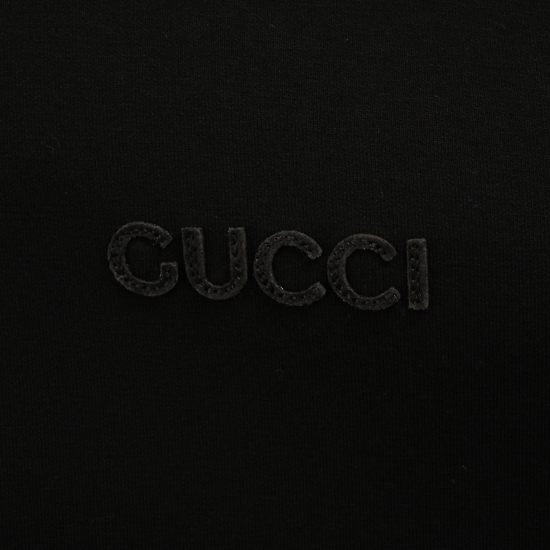 Gucci 24Fw small logo space cotton composite knitted hooded sweatshirt