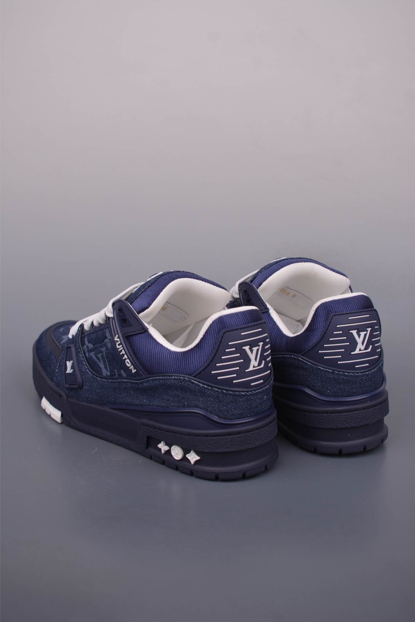 Louis Vuitton Trainer Sneaker Low 