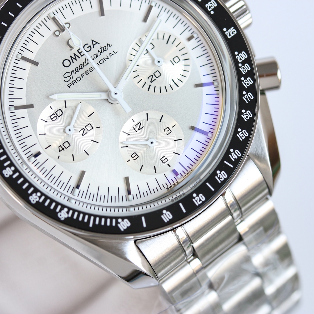 Omega Speedmaster 310.30.42.50.01.002