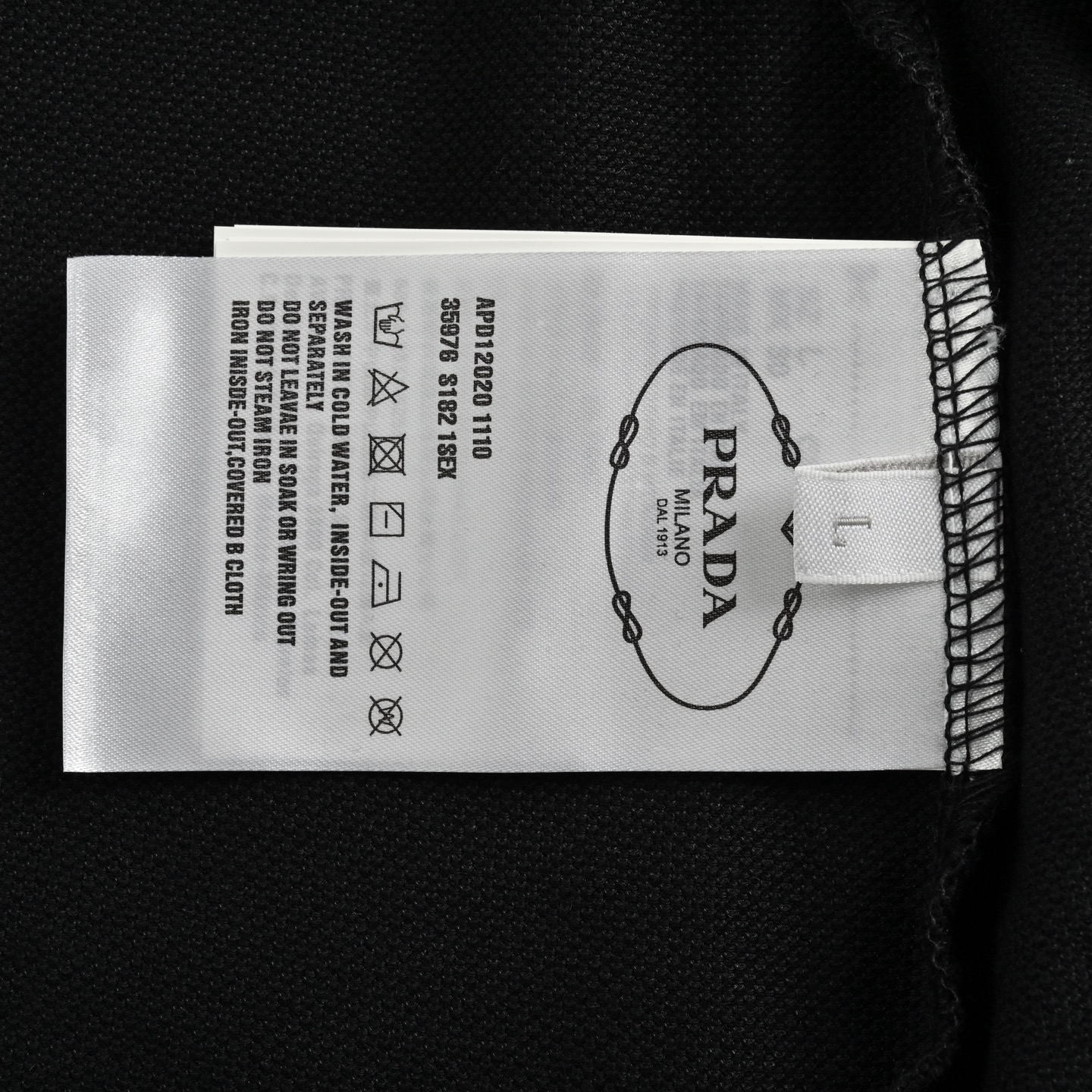 Prada 25ss triangle logo half zip polo short sleeve