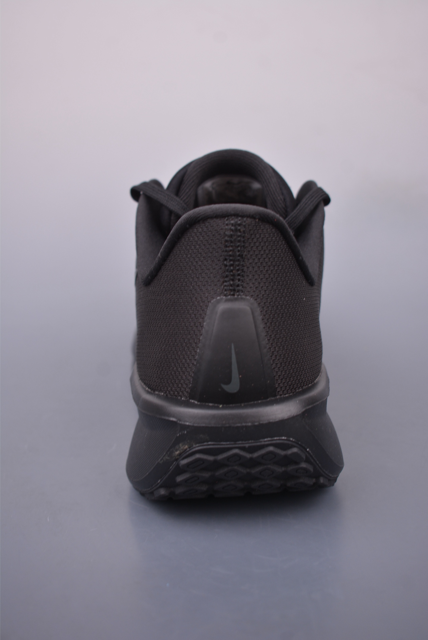 Nike Quest 6 