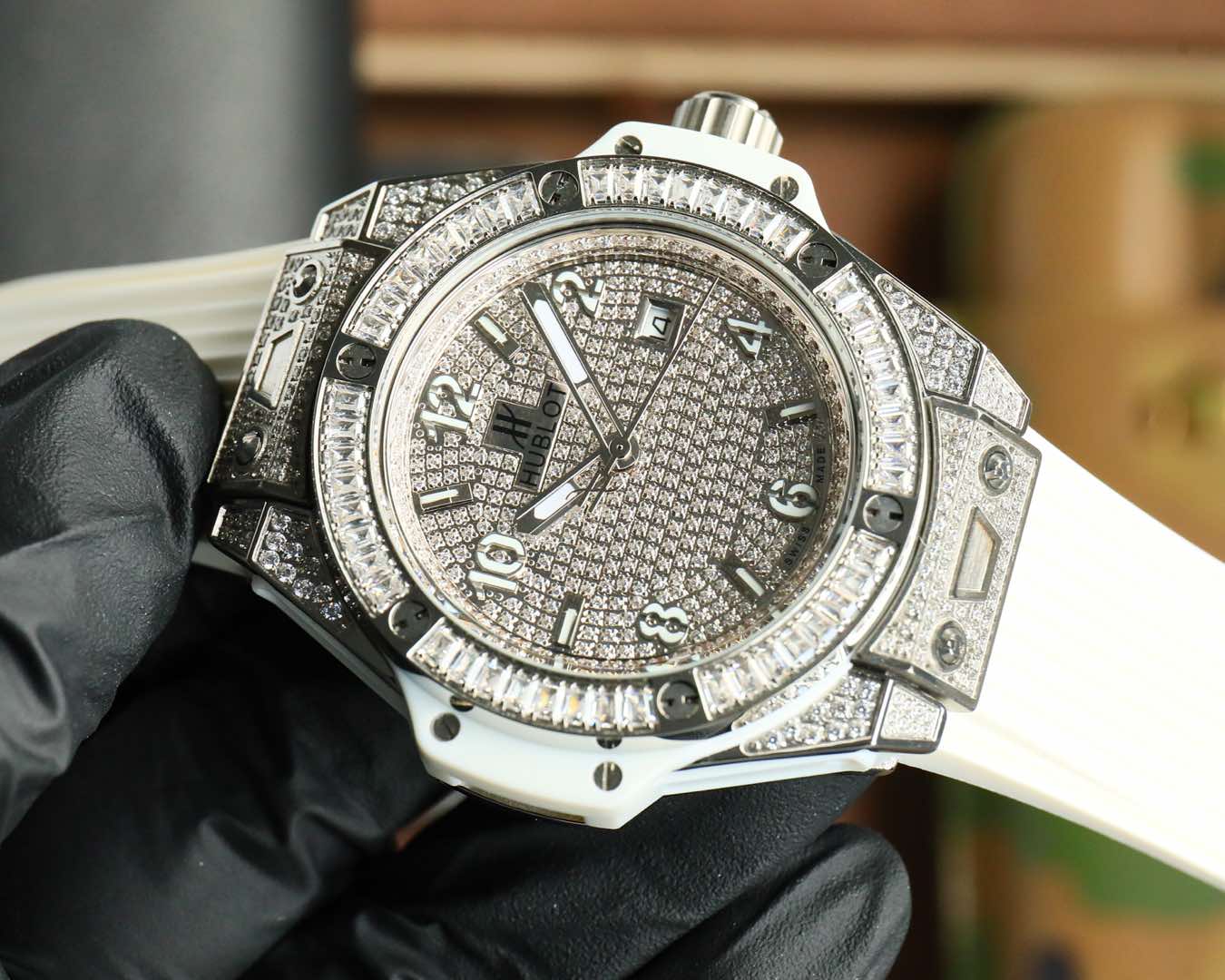 Hublot Big Bang stainless steel rainbow diamond watch