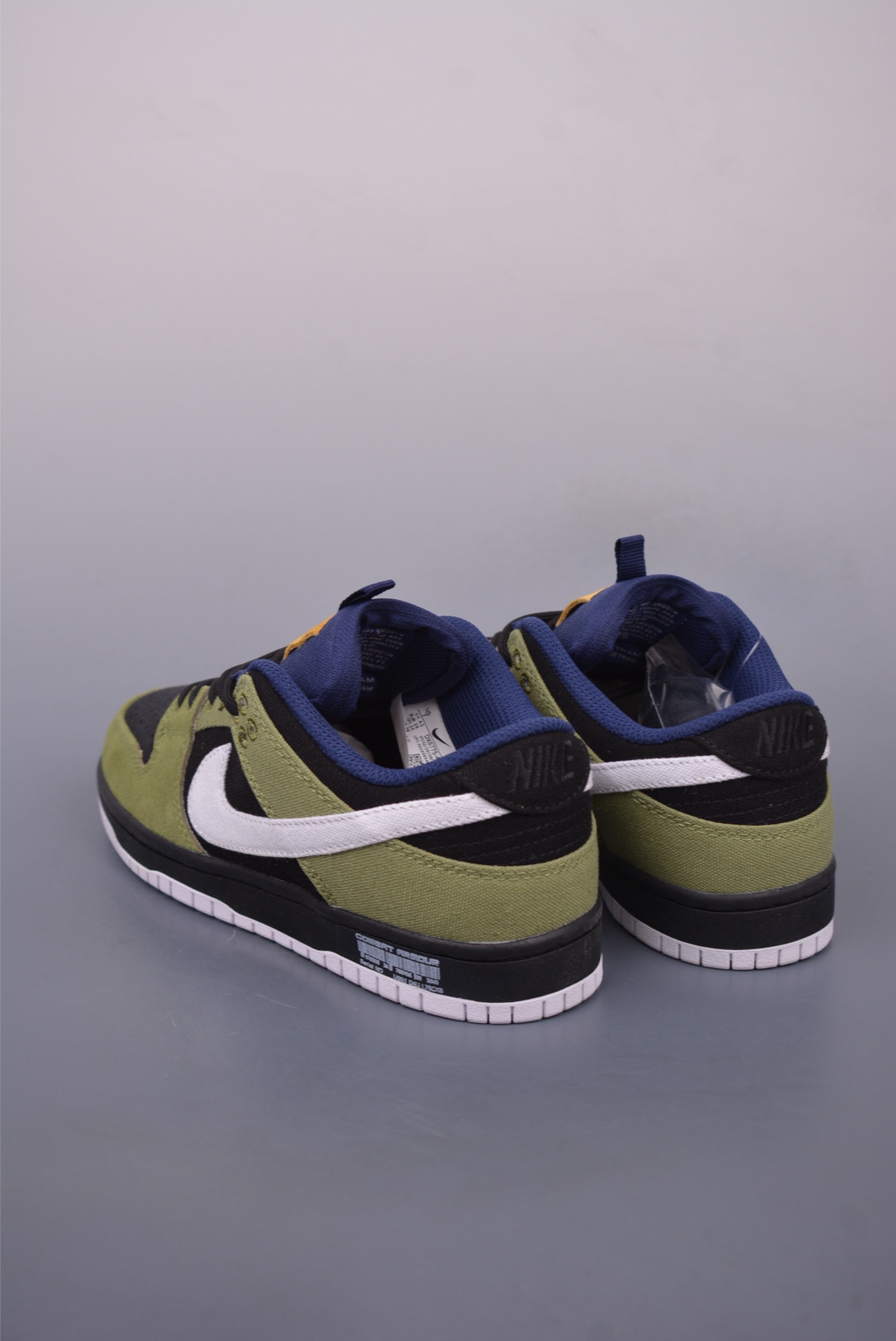 Nike SB Dunk Low Pro PRM sneakers Military Green Black White Blue DX6775-400