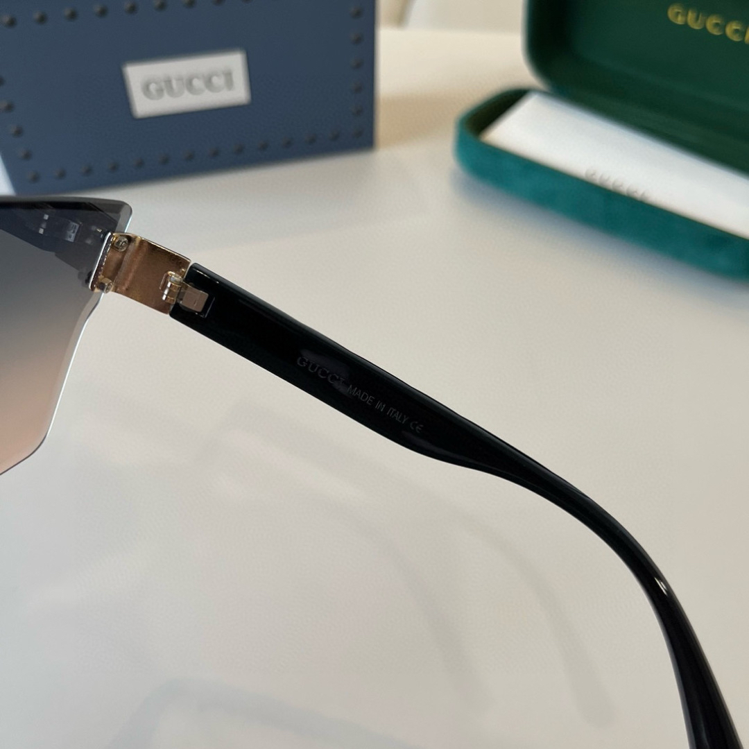 Gucci rimless sunglasses