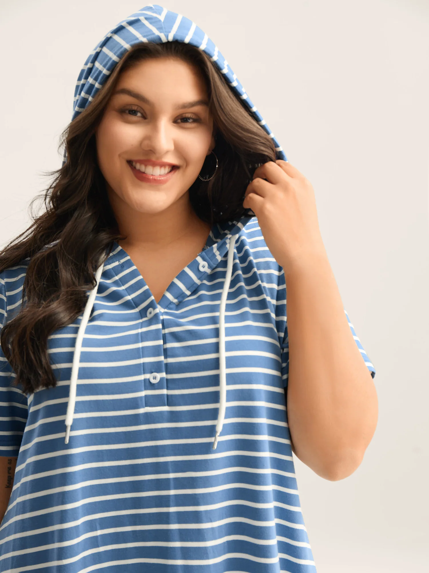 Stripe Print Curvy Hem Hooded Midi Dress
