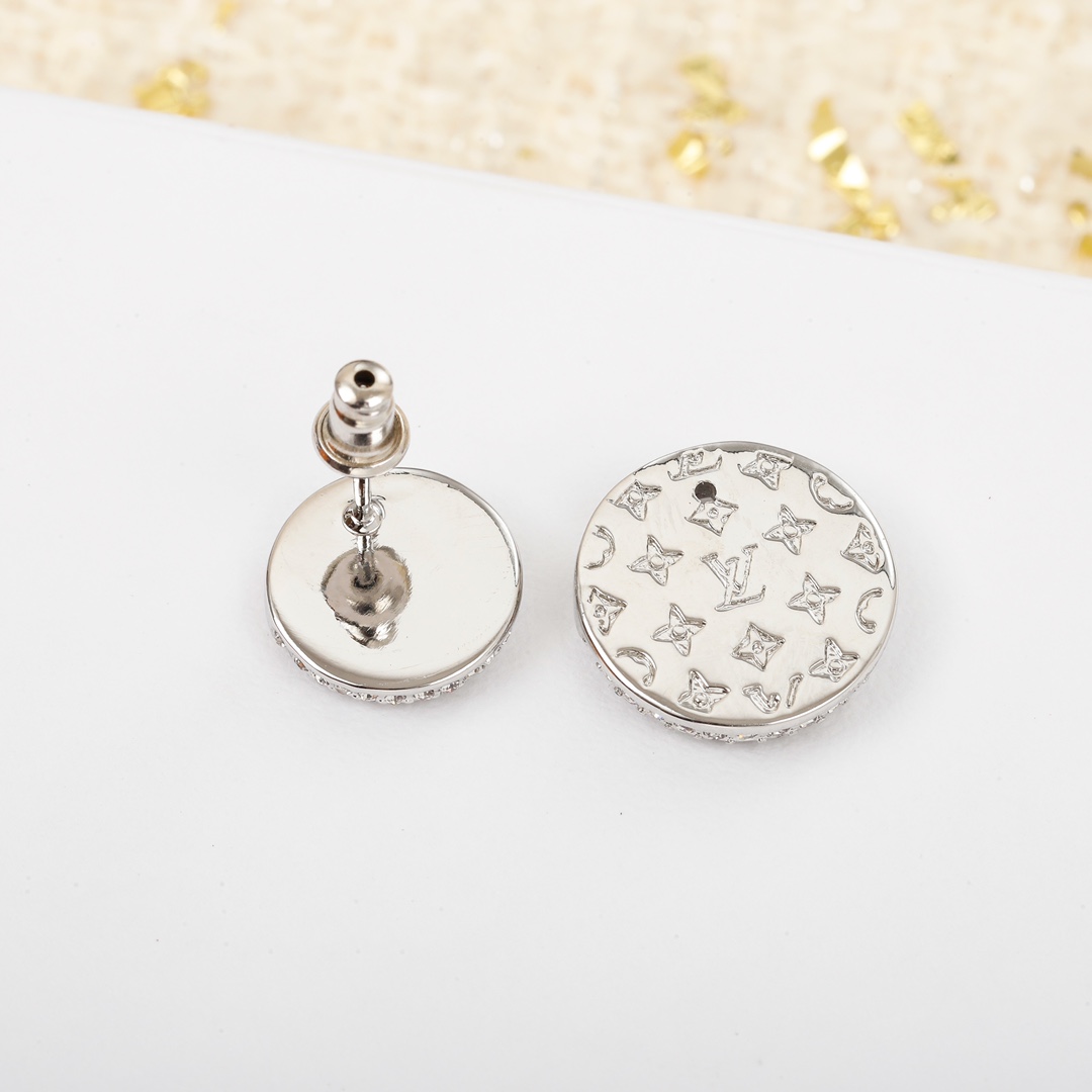 Louis Vuitton New Diamond Earrings