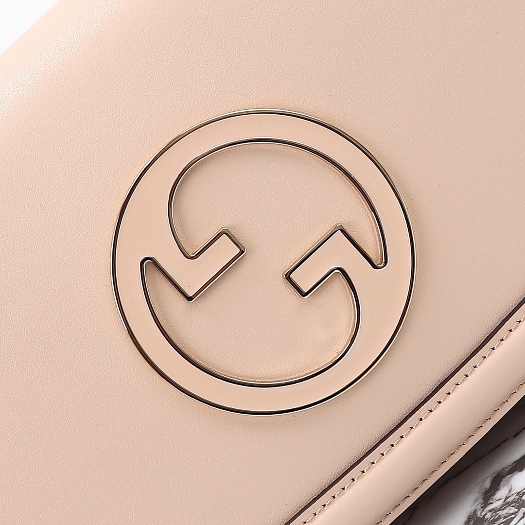 Gucci Blondie medium shoulder bag 815715 AAEEX 6705