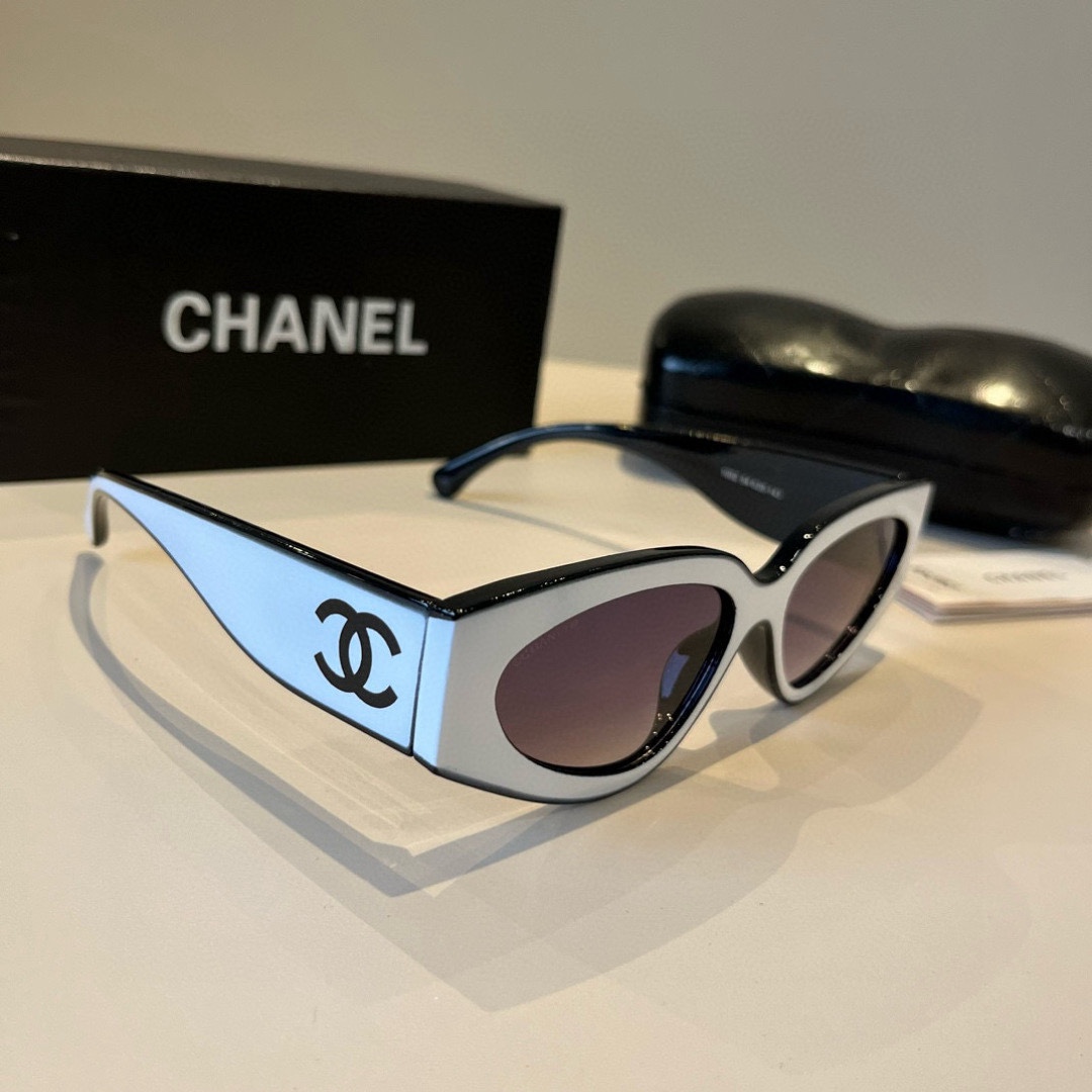 Chanel round frame sunglasses