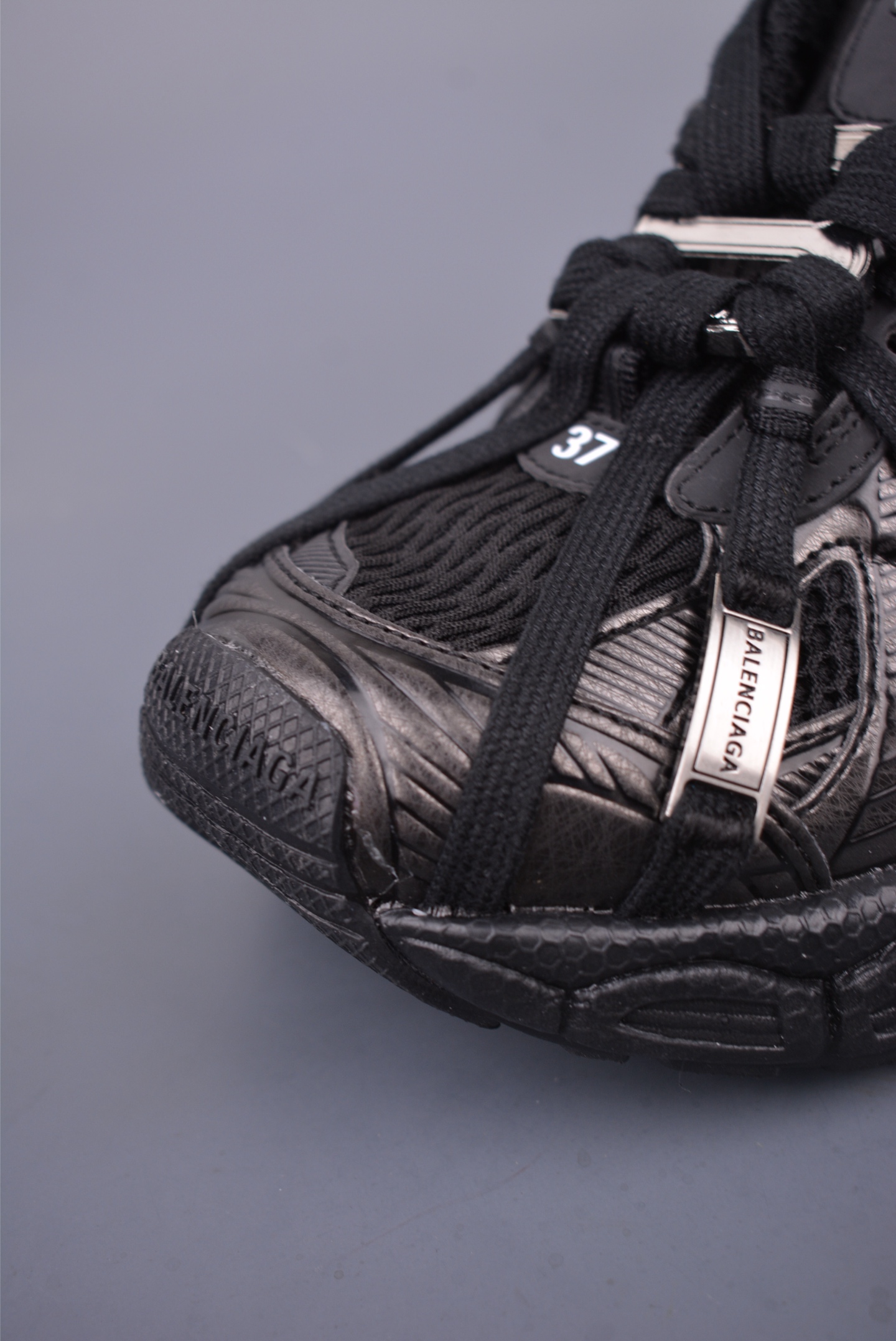 BALENCIAGA 3XL Sneakers 3+ 