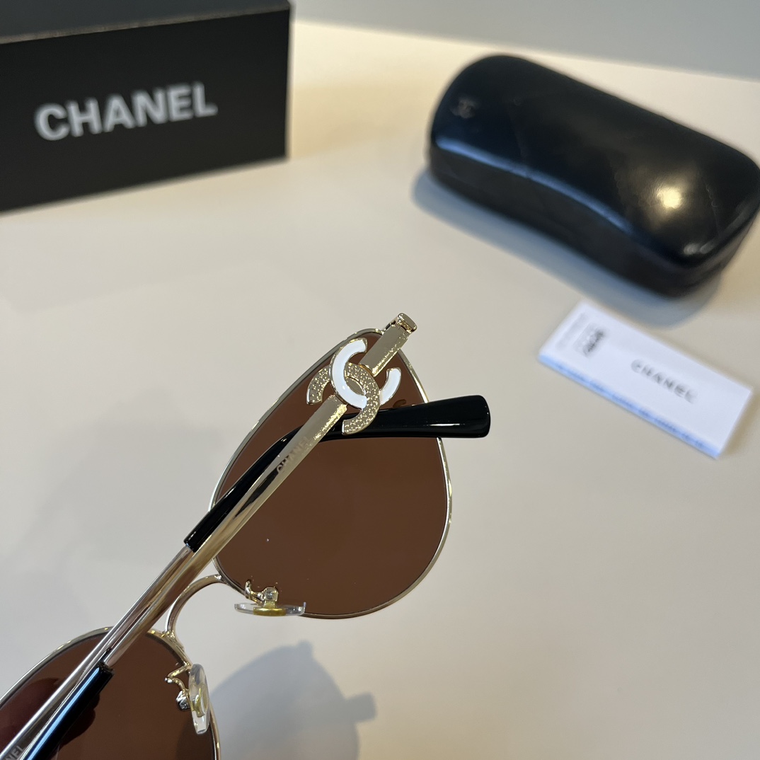 Chanel round frame sunglasses