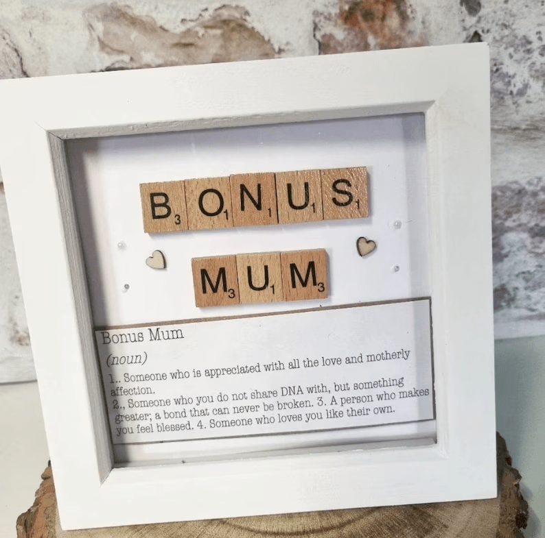 Bonus Mum Frame
