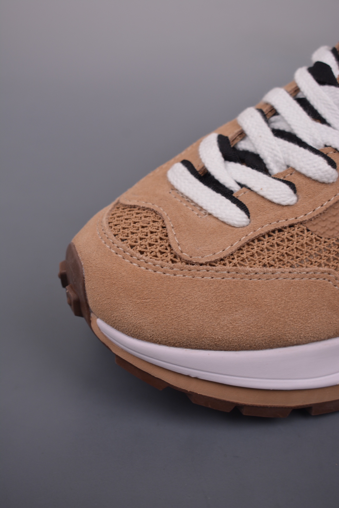 Sacai x Nike VaporWaffle 3.0 Brown lack Blue CV1363-201