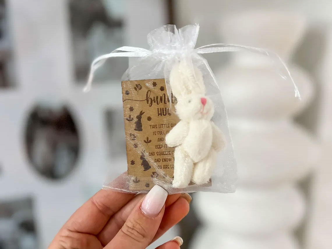 Jesus loves me, Inspirational Gift, Easter Gift