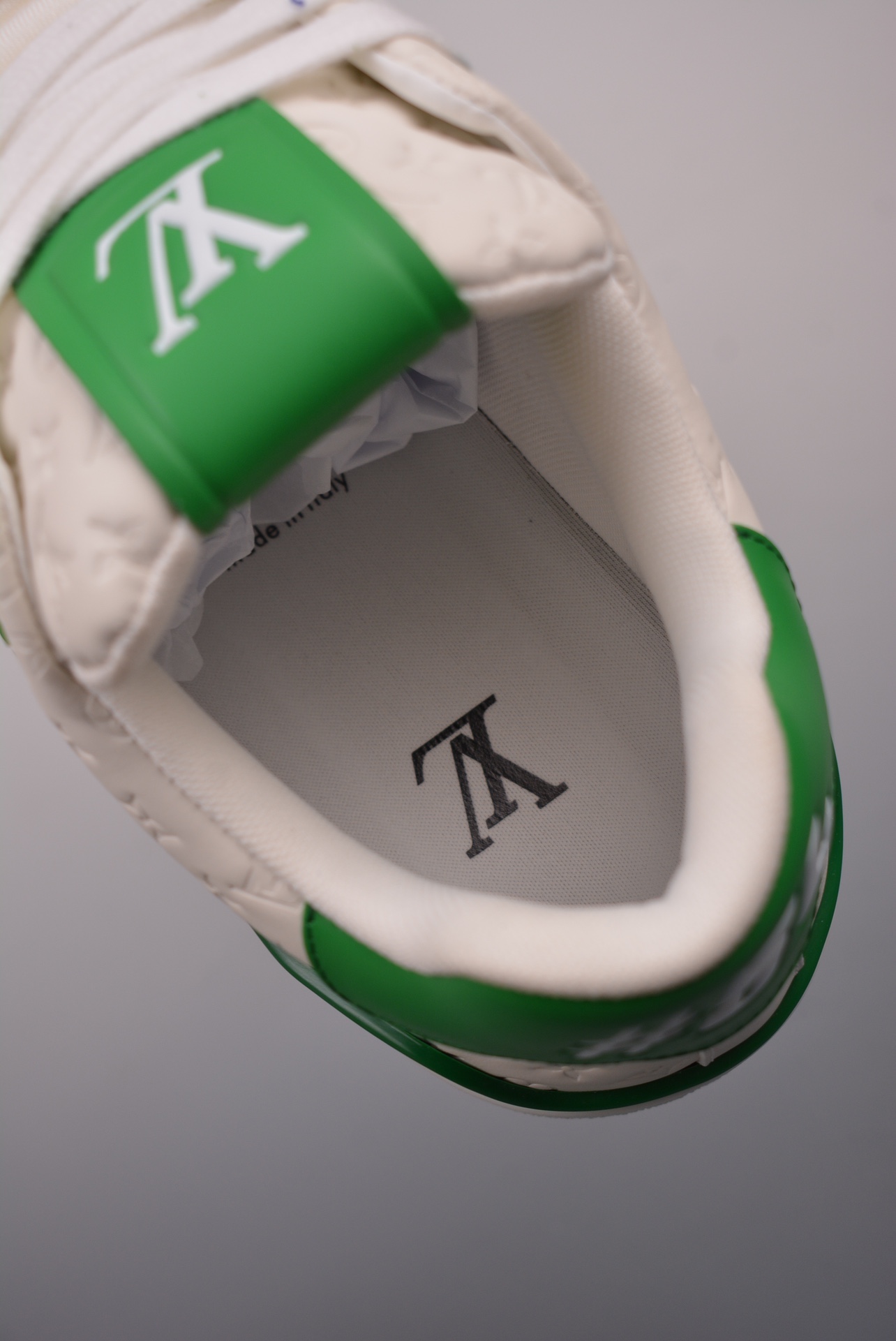 Louis Vuitton Trainer Sneaker Low Green and White Signature Edition 1AANFZ