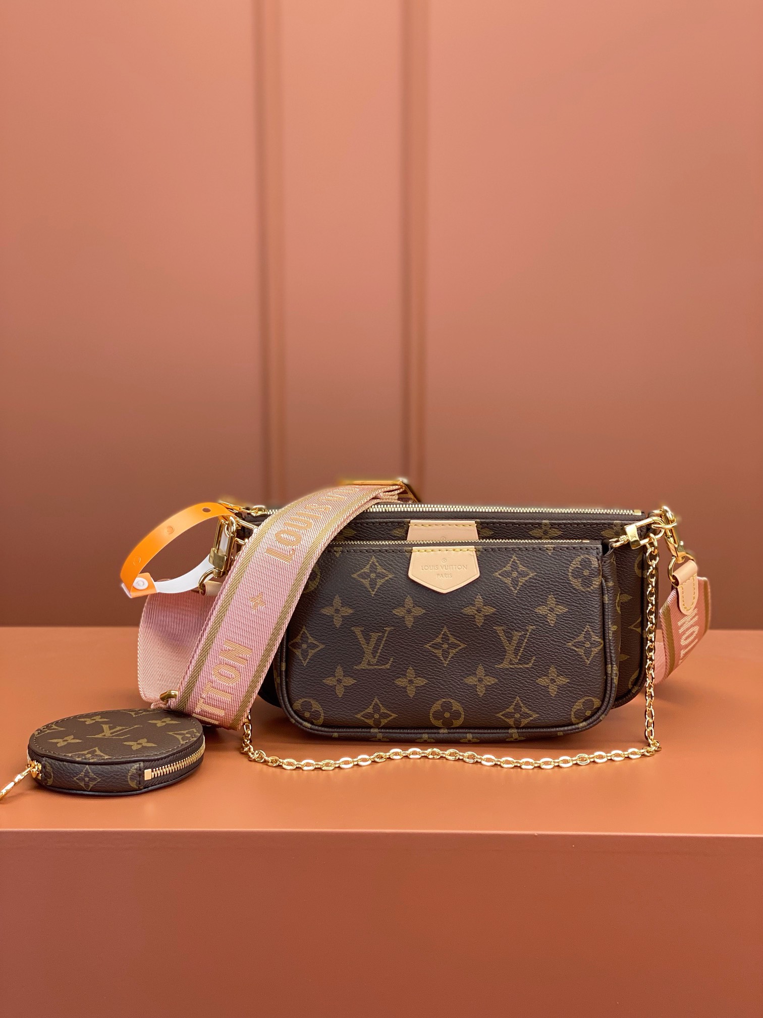 Louis Vuitton MULTI POCHETTE ACCESSORIES Handbag M44840