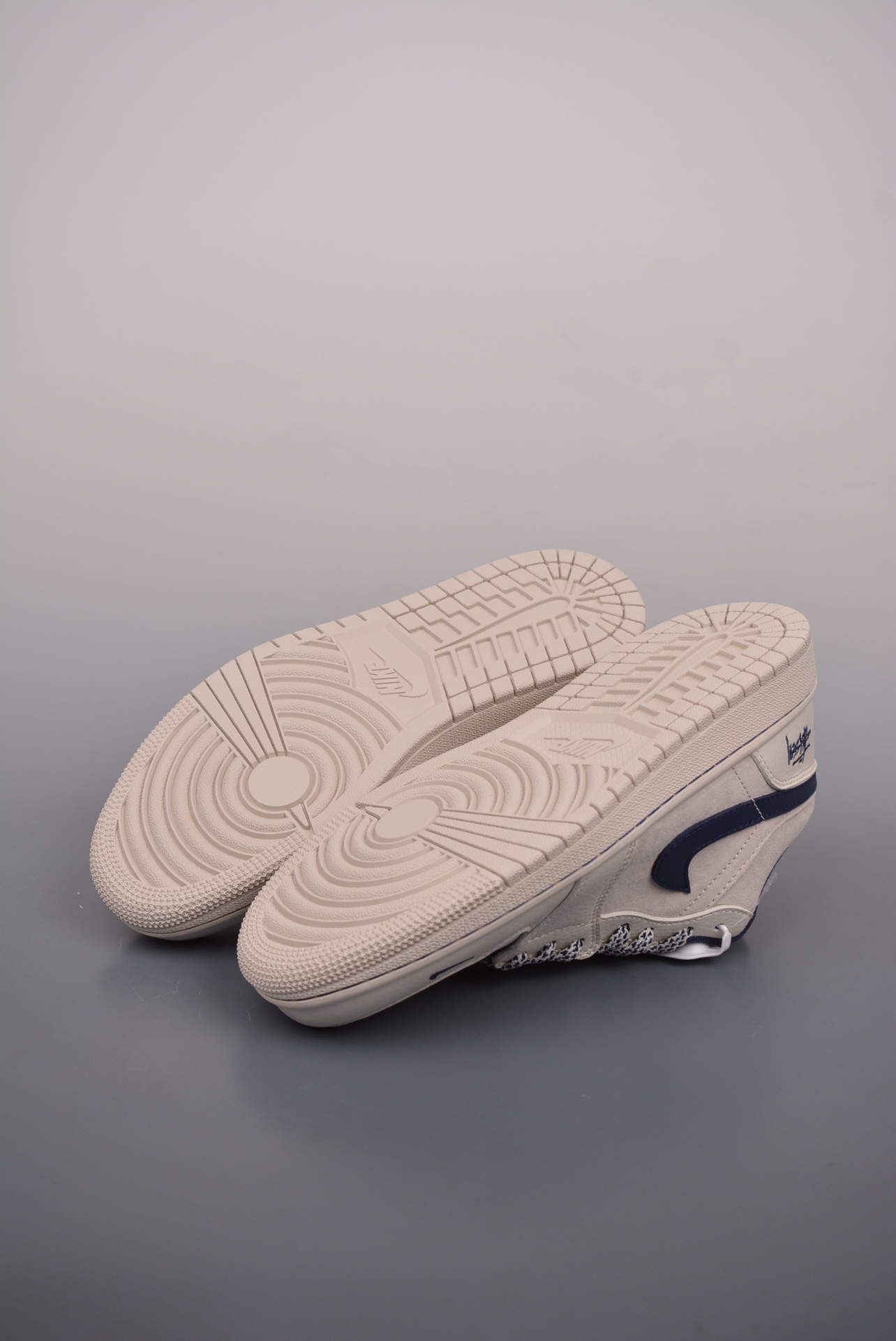 Nike Jordan Air Jordan 1 Blue and White XX2402-002