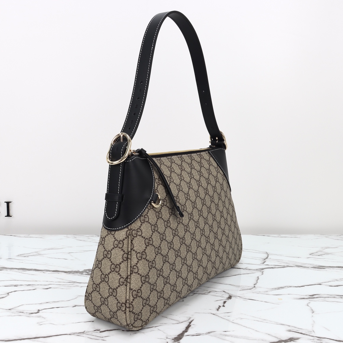 Gucci GG Emblem Large Shoulder BagStyle ‎815217 FAD6L 9741