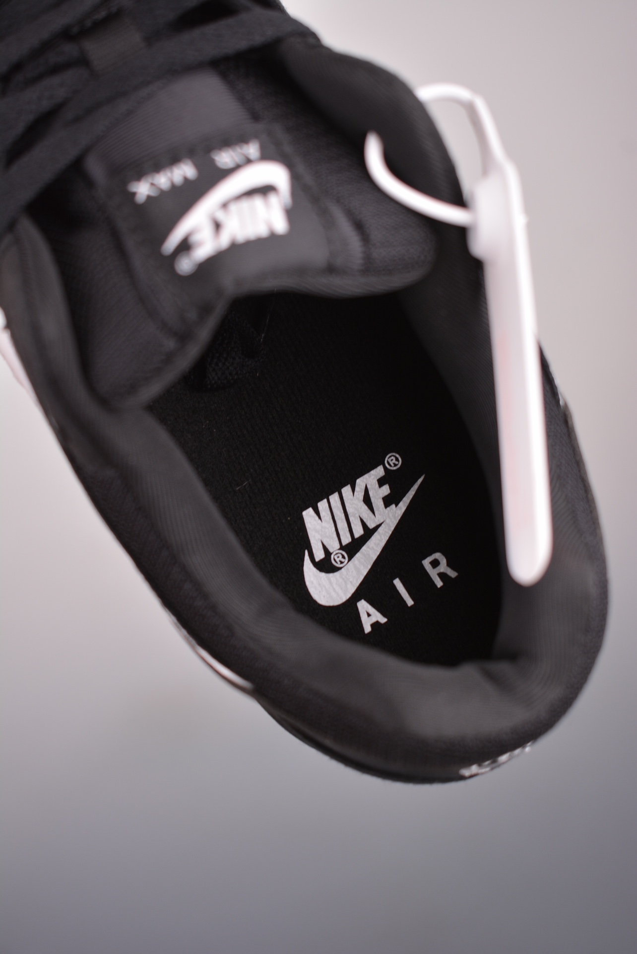 Nike Air Max 1 Black White original series all black and white FZ0628-010
