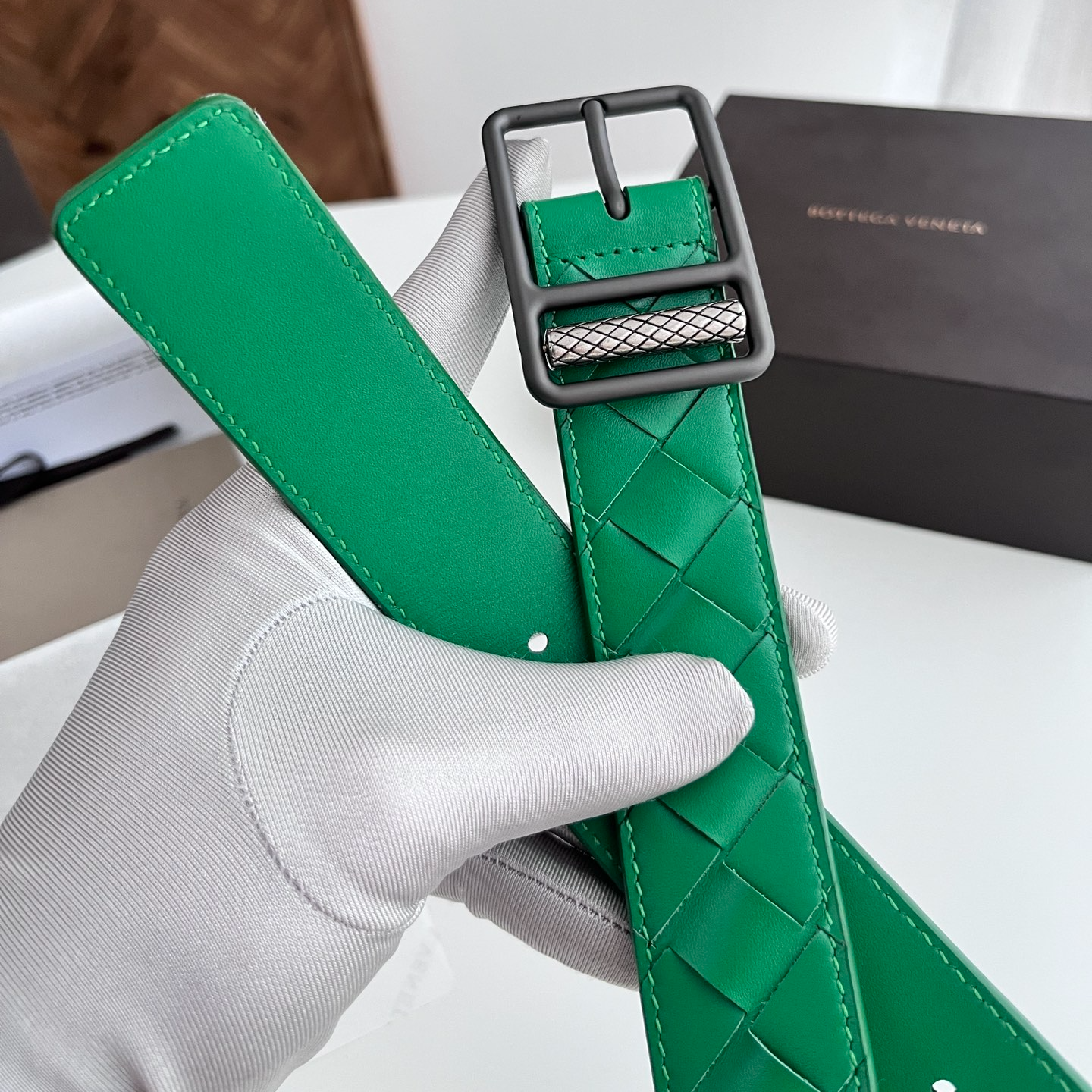 Bottega Veneta woven leather belt with rotating pin buckle, 3.5cm wide