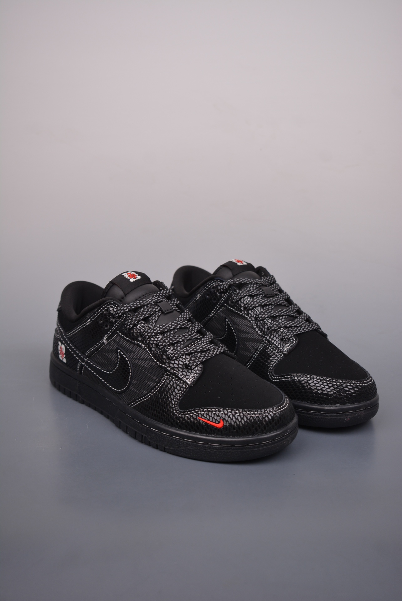 Nike SB Dunk Low 