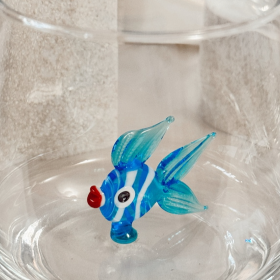 Glass cup with small colored fish pattern without handle gift glass