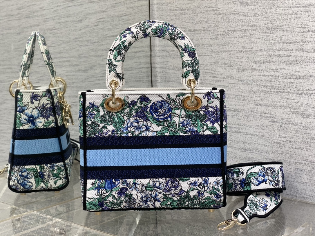 Dior Winter Garden Series Lady Embroidered Handbag 6605