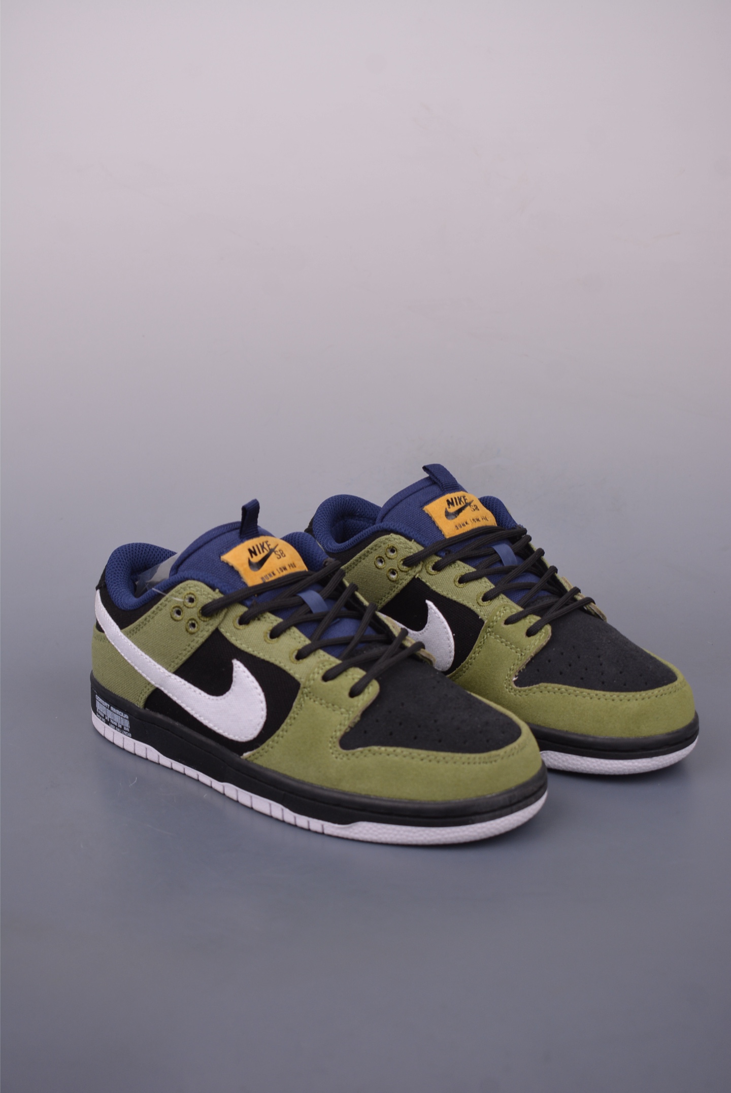 Nike SB Dunk Low Pro PRM sneakers Military Green Black White Blue DX6775-400