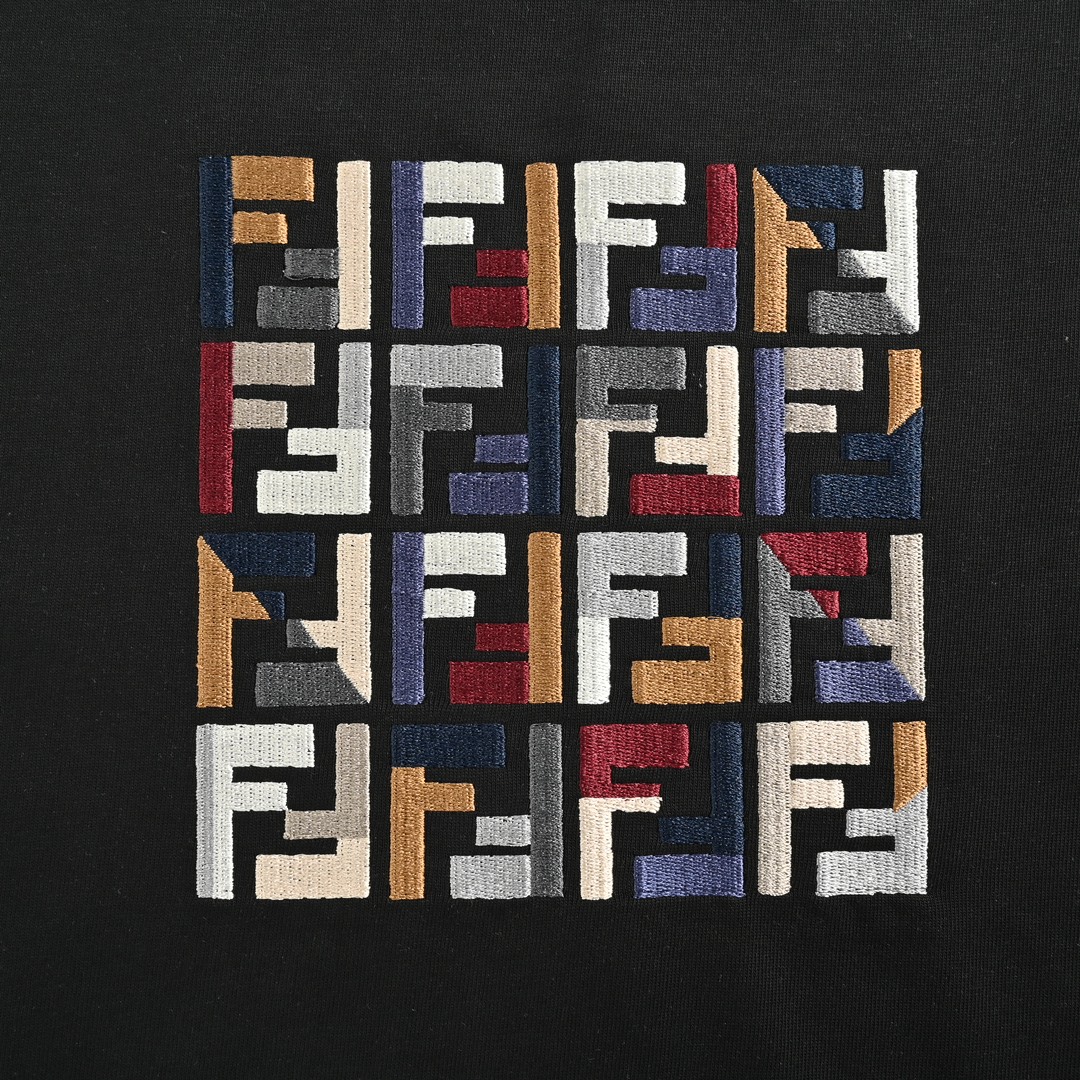 Fendi 24Fw short-sleeved shirt with contrasting double F logo embroidery on the chest