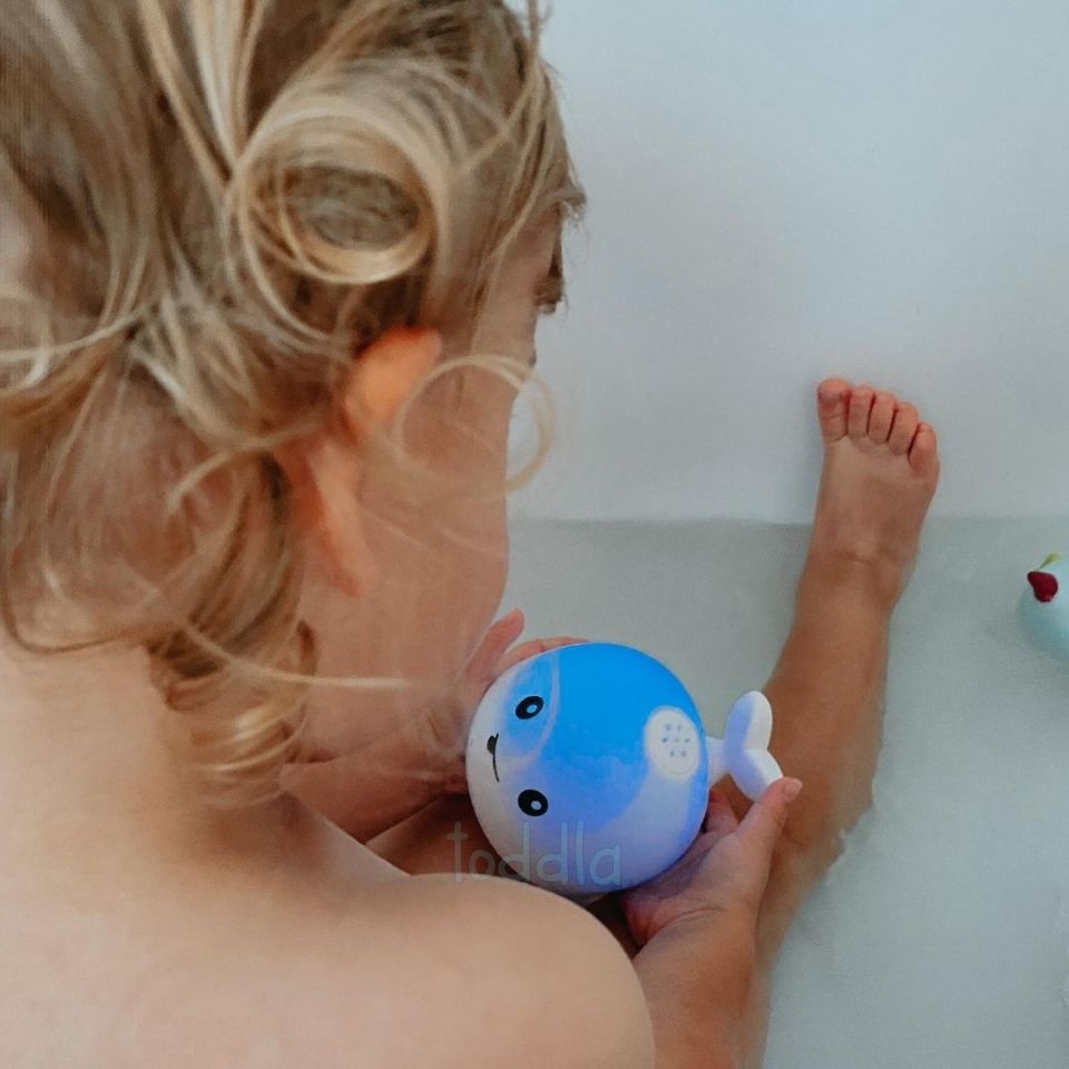 Whale Bath Toy (BUY 2 FREE SHIPPING)