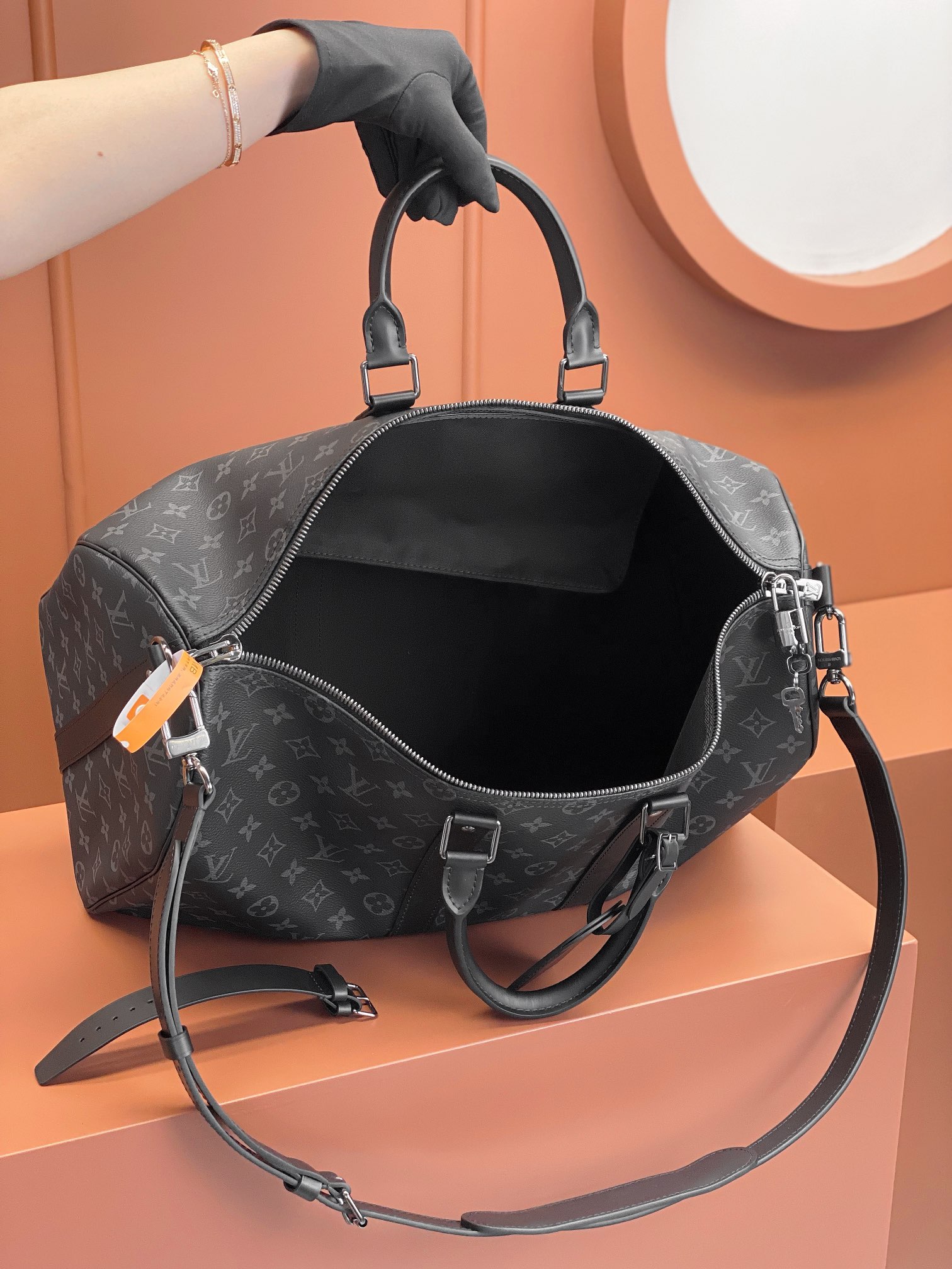 Louis Vuitton KEEPALL BANDOULIÈRE 45 Travel Bag M40569