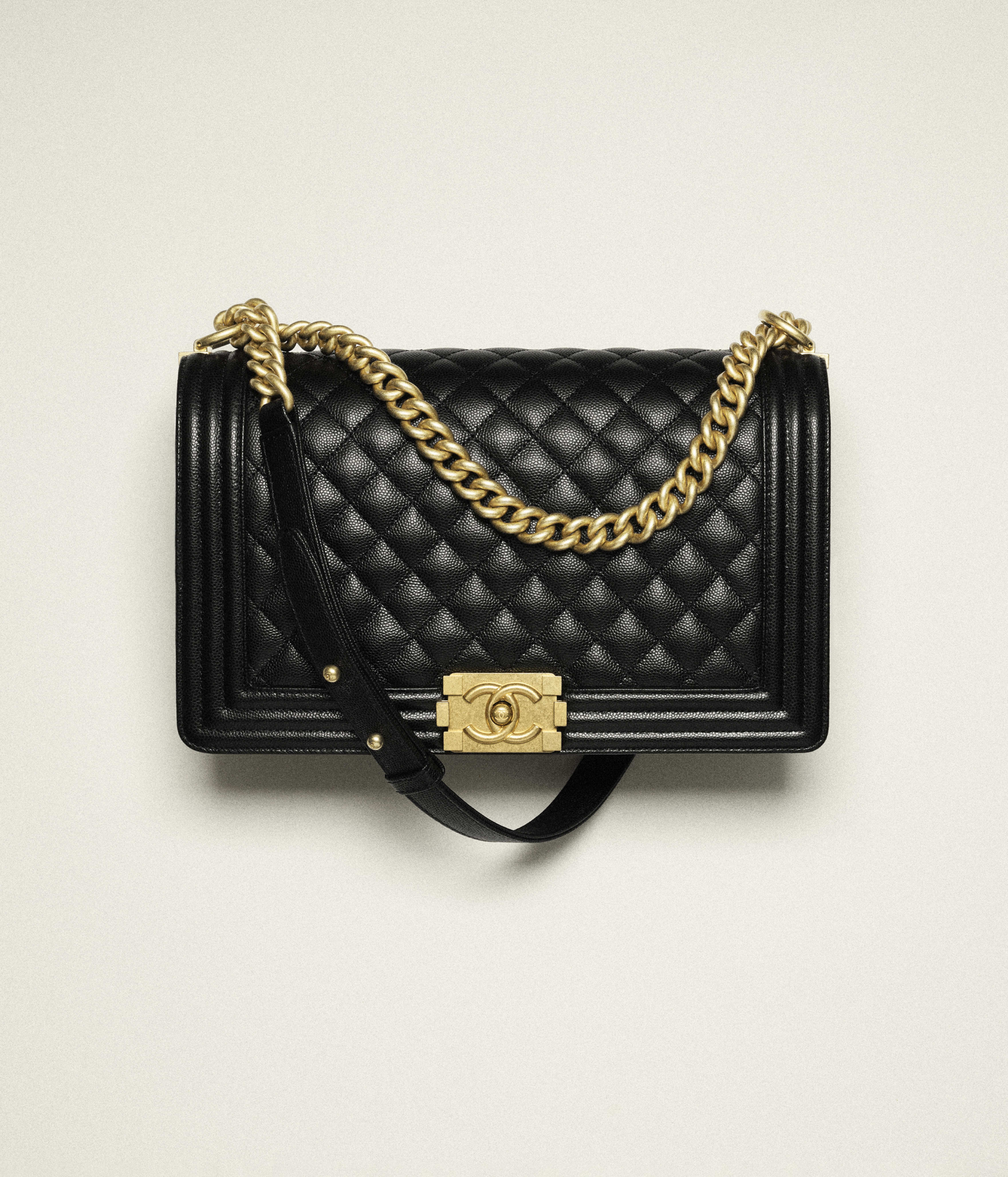 Chanel BOY CHANEL Handbag Calfskin & Ruthenium-Finish Metal Black A92193-Y09953-94305