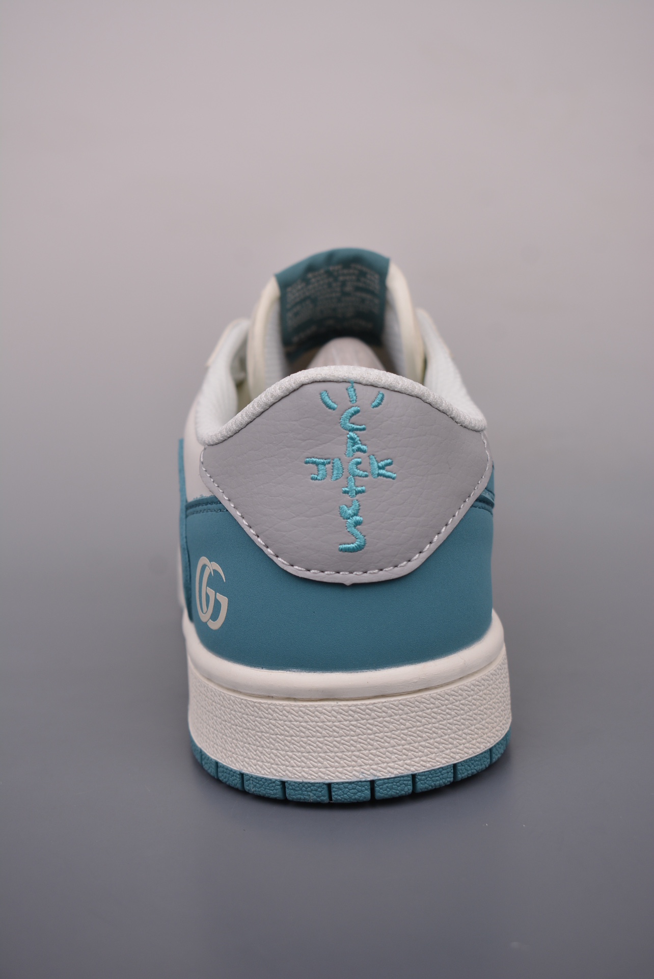 Gucci x Nike Air Jordan 1 Low OG Beige Lake Blue LJ5188-022