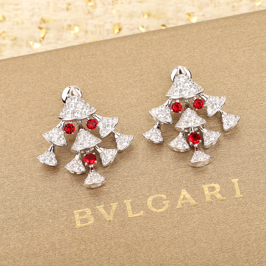 Bulgari fan-shaped diamond earrings