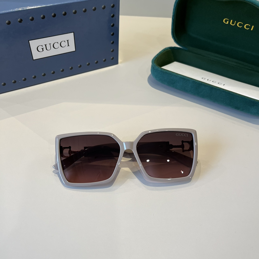 Gucci Square Frame Sunglasses
