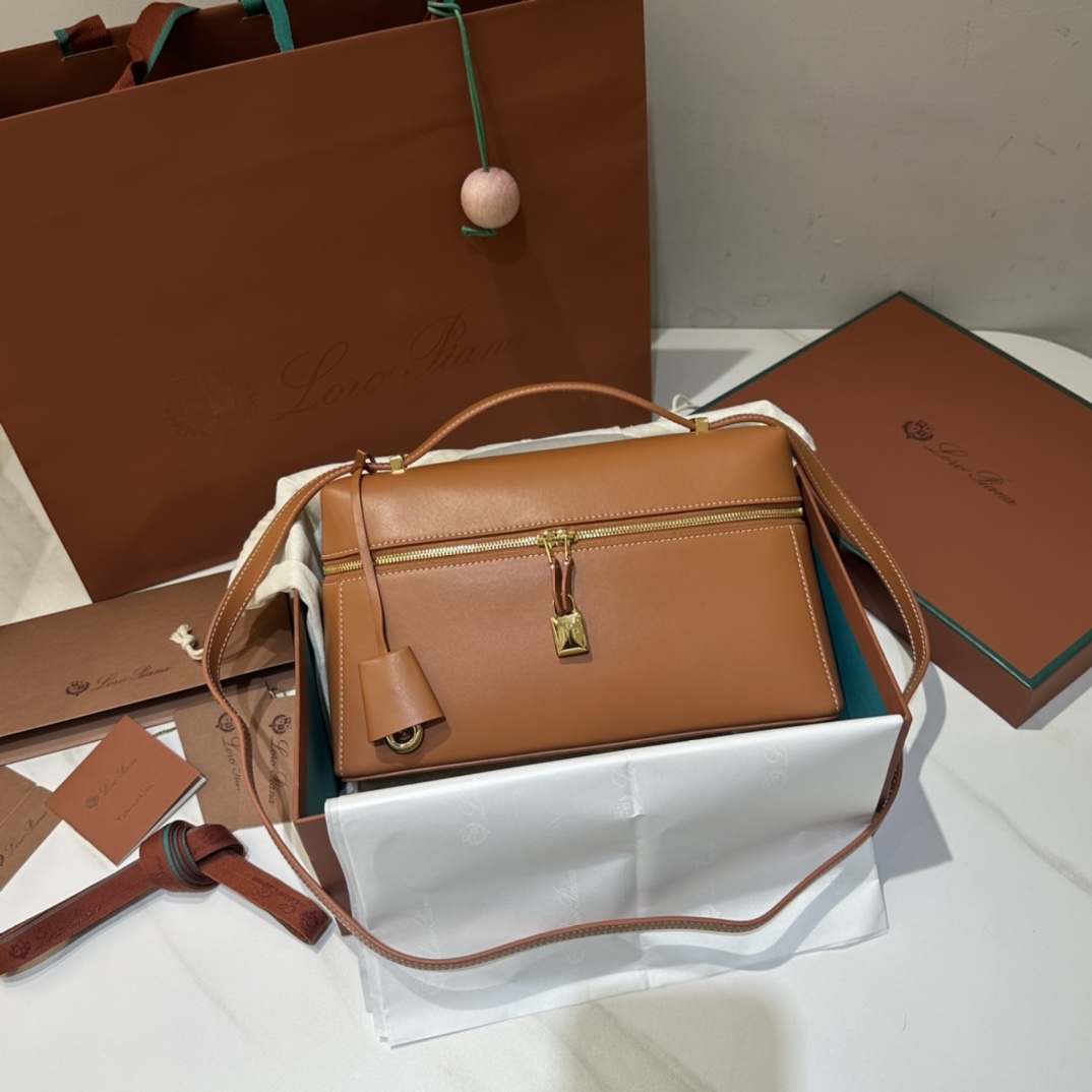 Loro Piana Extra L27 bag