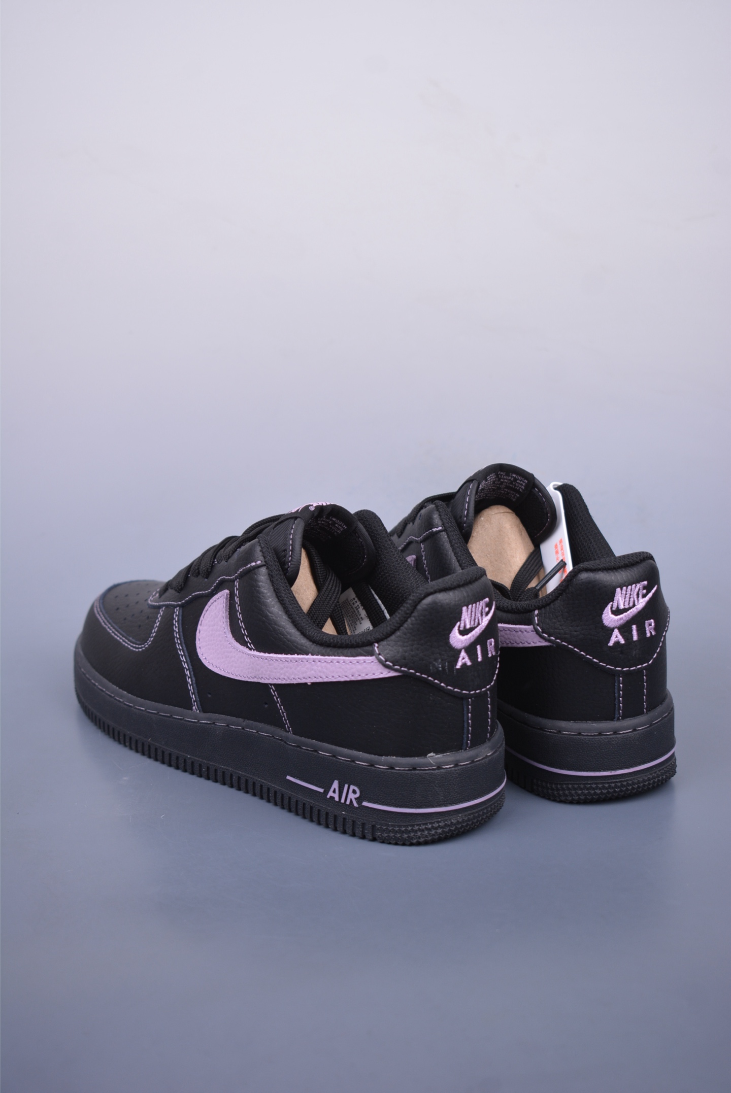 OFF WHITE x Nike Air Force 1’07 Low “Leather Black Pink” HQ2073-001