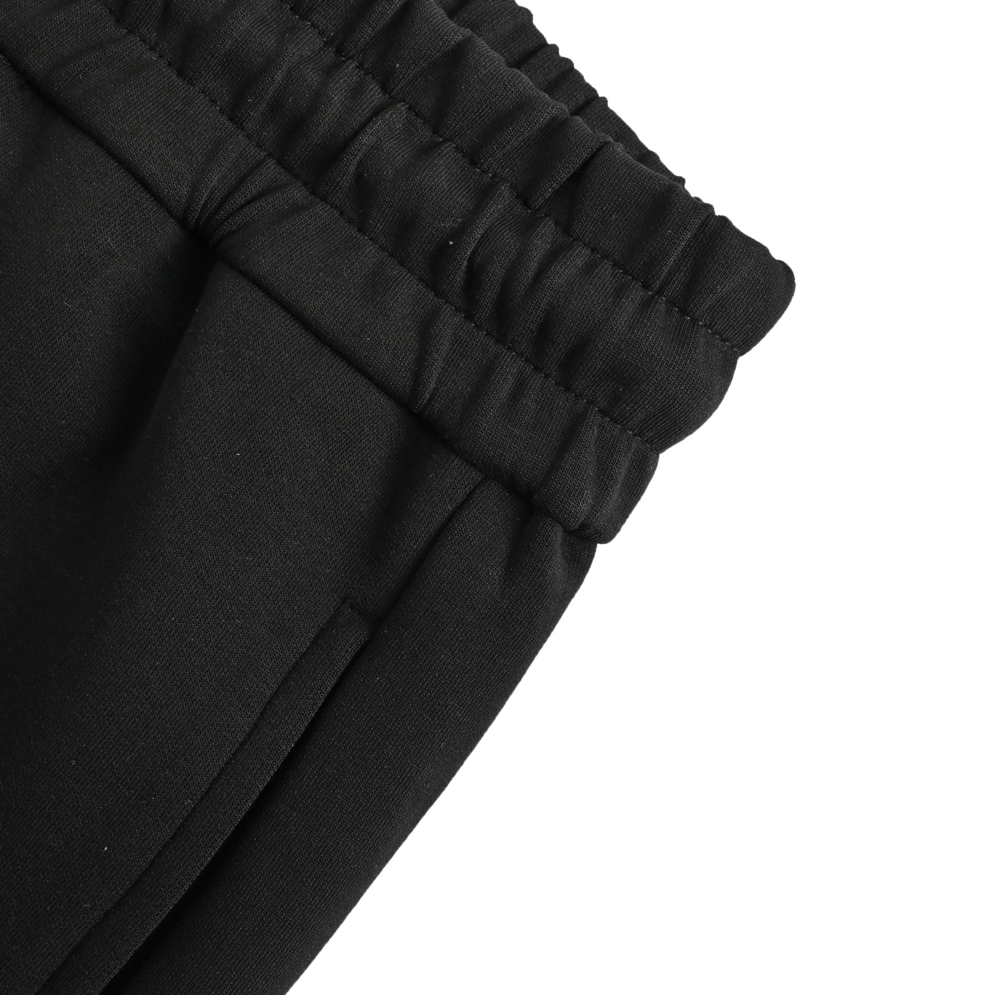 Moncler 25ss side lettering back pocket embroidered logo shorts