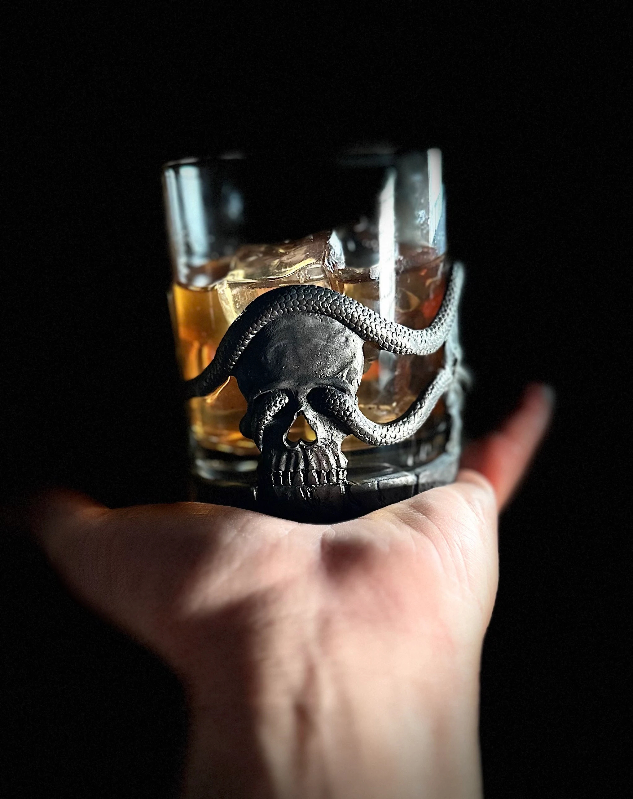 ☠️ Handcrafted Skull & Snakes Pewter Whisky Glass 🐍