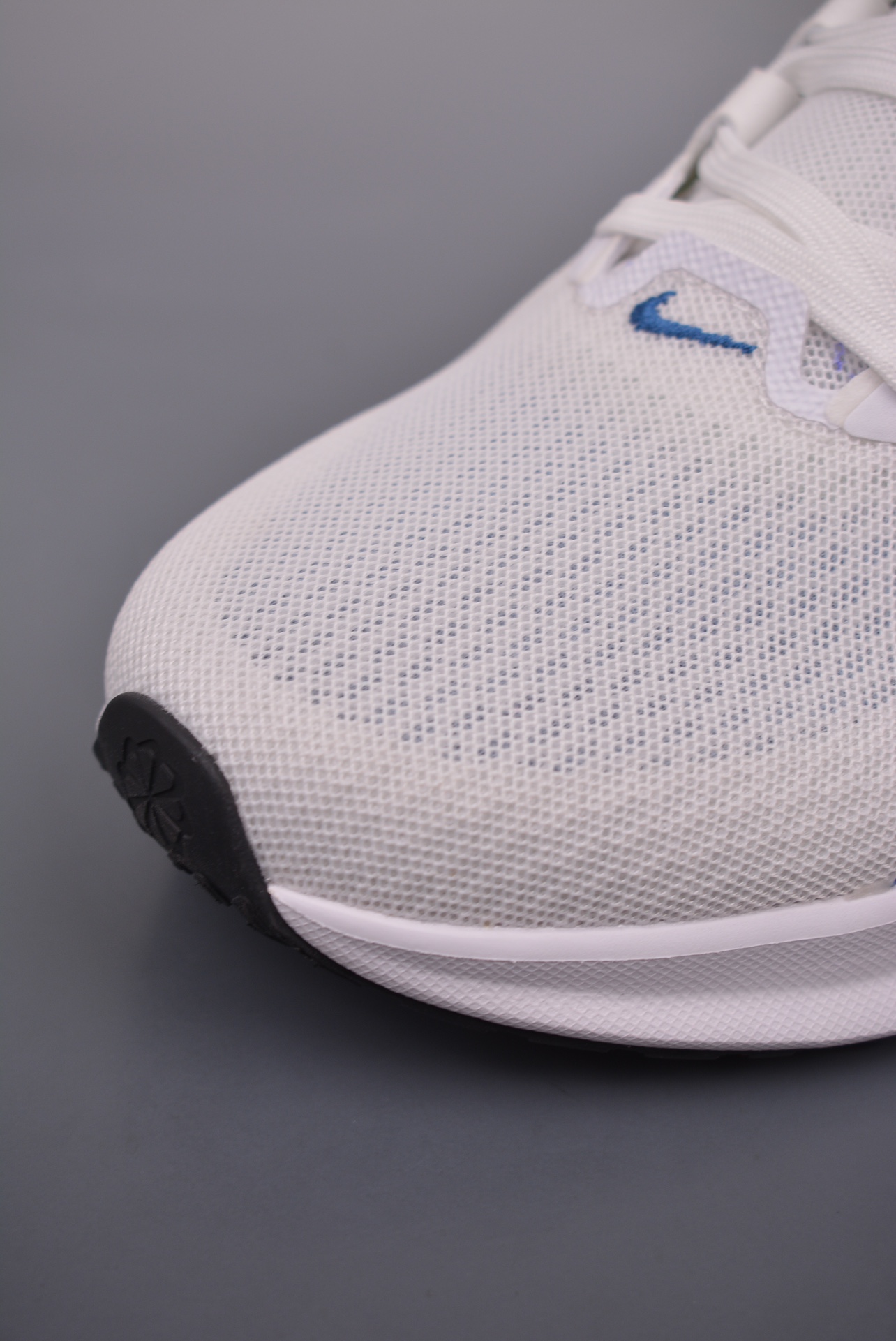 Nike Revolution 13 Wide Mesh White Blue FD6454-103