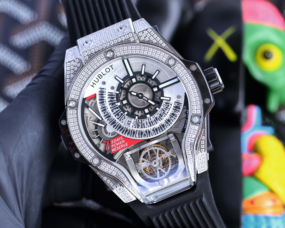 HUBLOT Warcraft MP Series 909.NX.1120.RX.1704